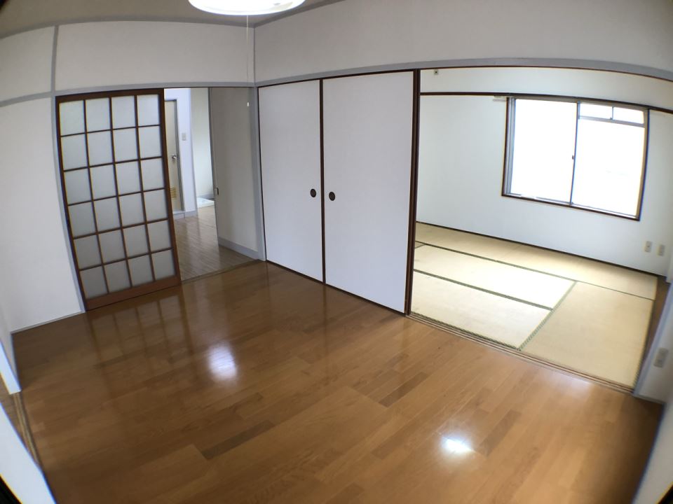ヨシミツビル リビング