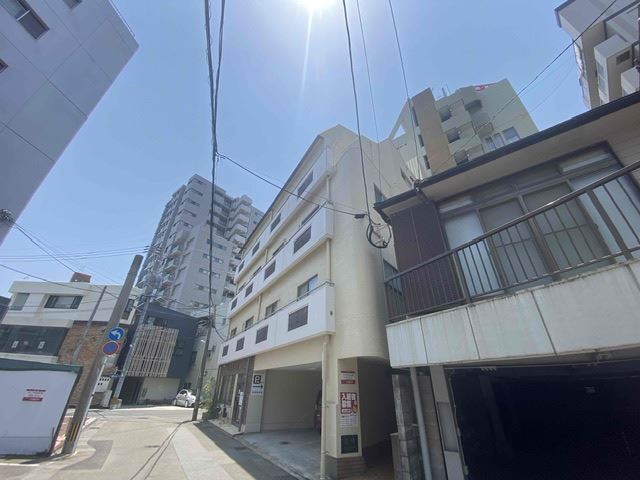 アコアビル天文館 外観