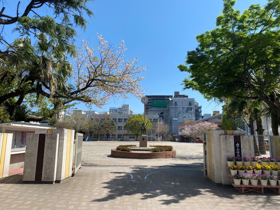 アコアビル天文館 小学校