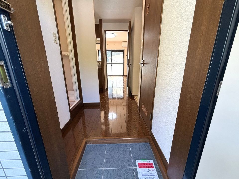 リトルシャトー 玄関