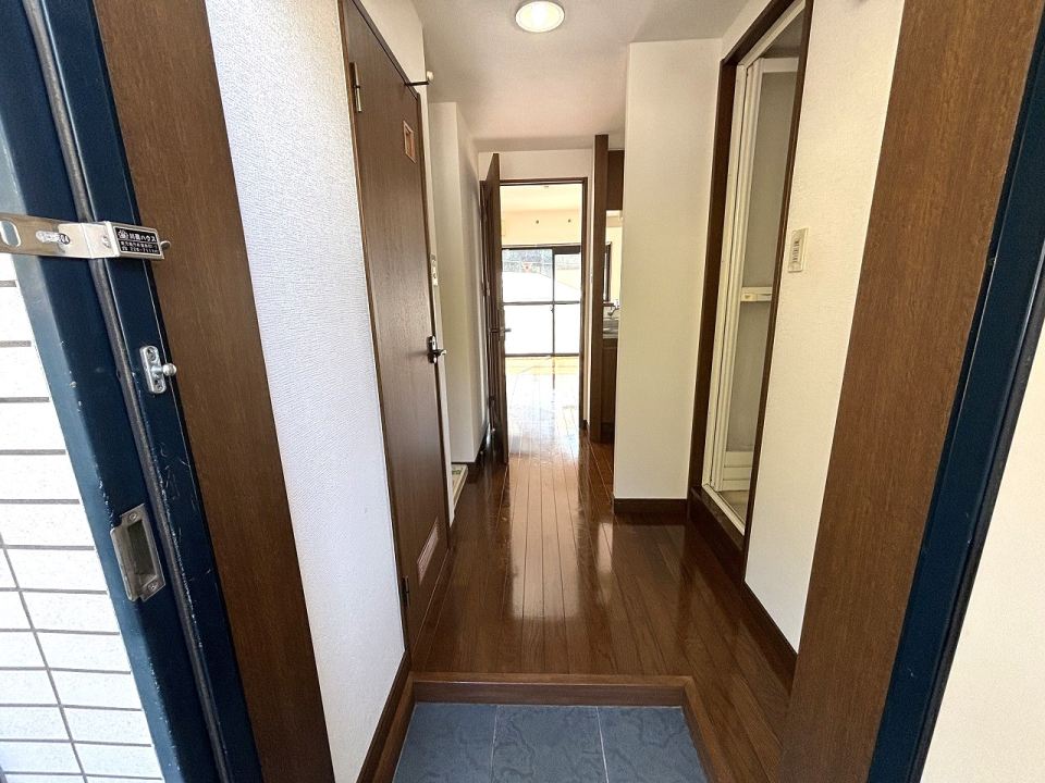 リトルシャトー 玄関