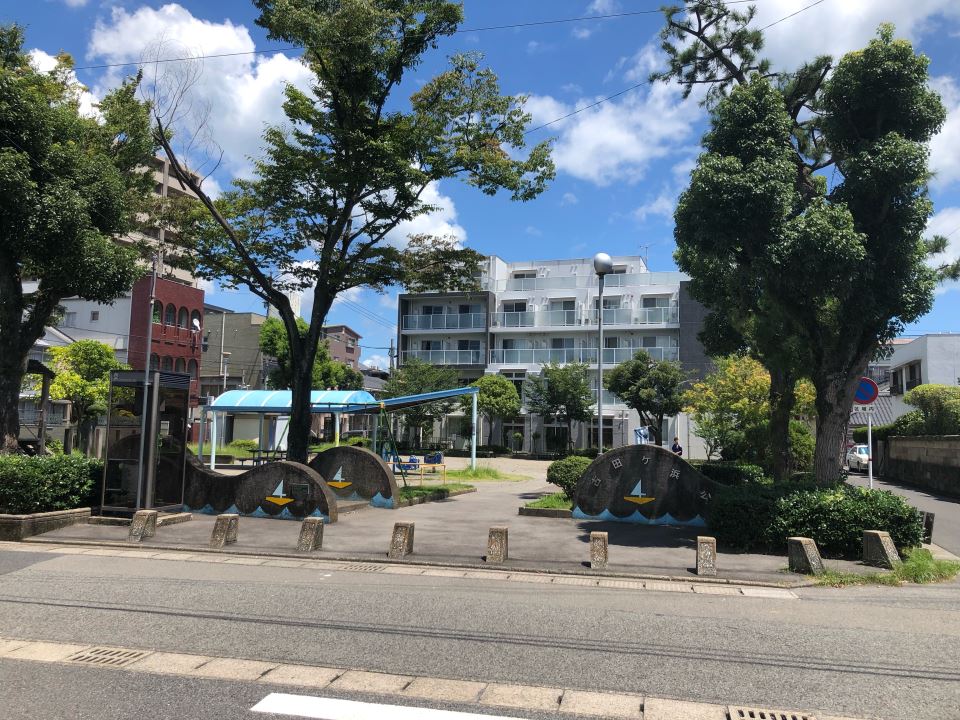 グランバリエ竹下 公園