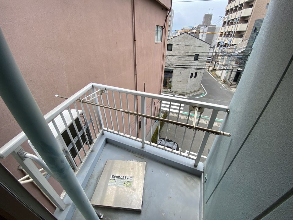 鴨池山元ビル ベランダ