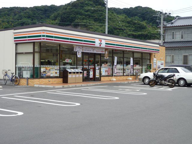 ソレイユＫ コンビニ