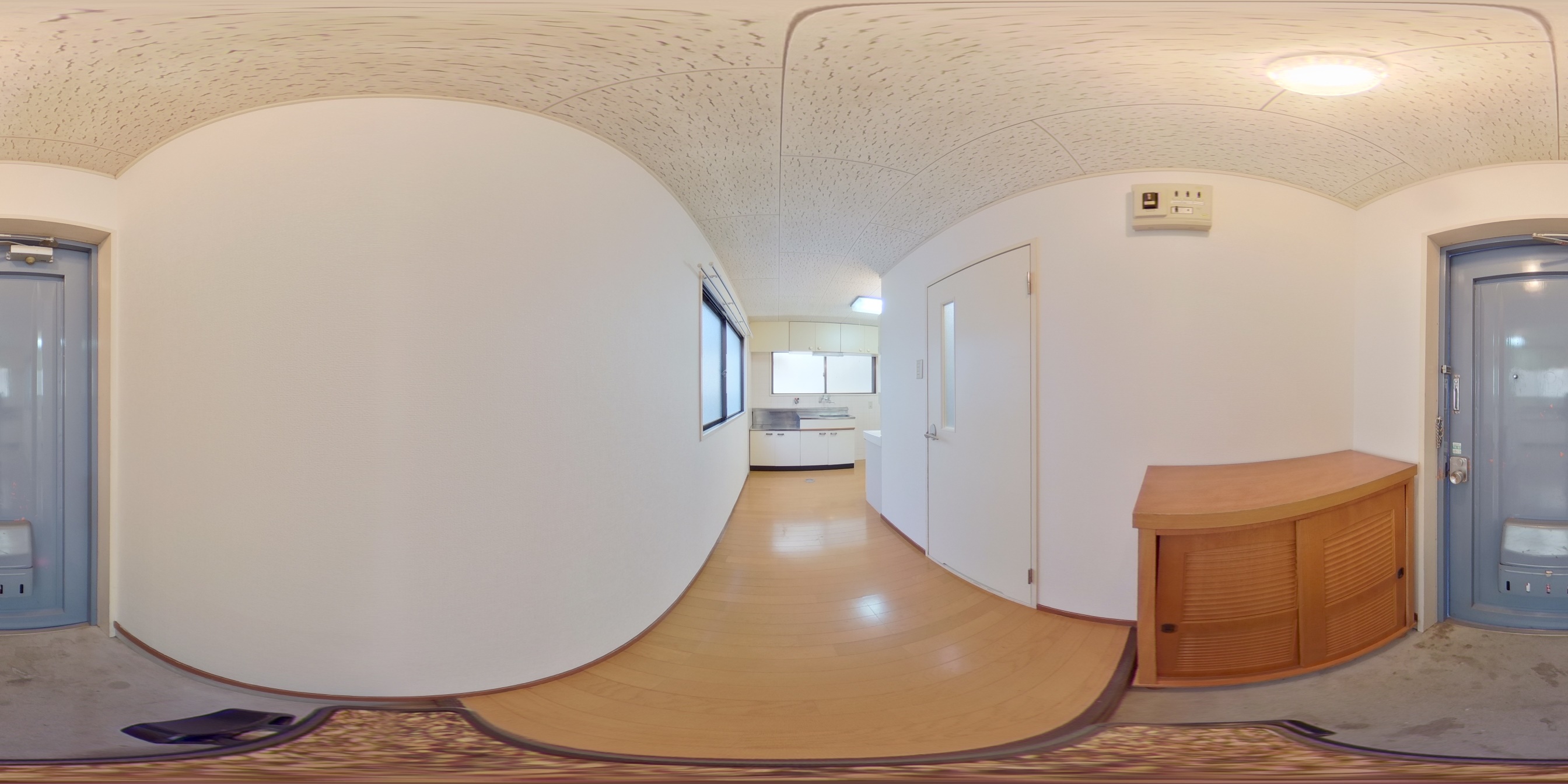 平和ビル（荒田１丁目） 玄関