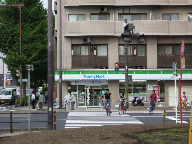 キャッスル新照院 コンビニ