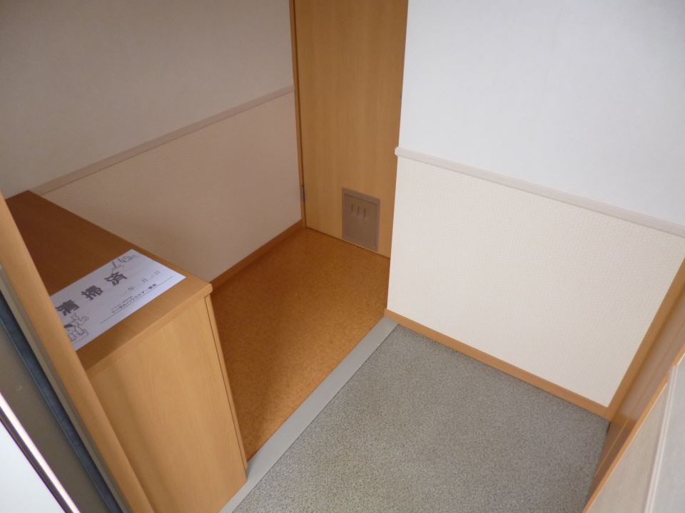ブリックパル 玄関