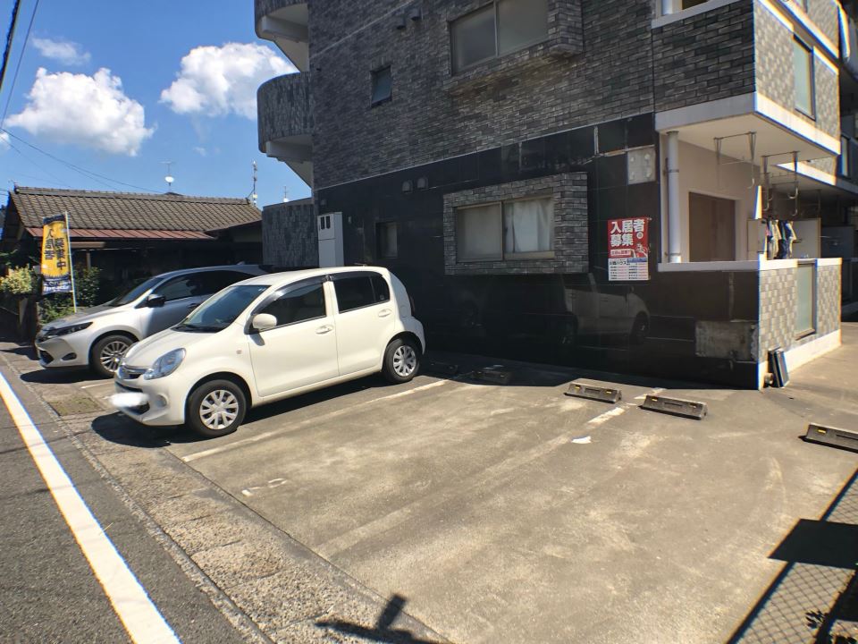 サウスウィンドＭ＆Ｍ 駐車場
