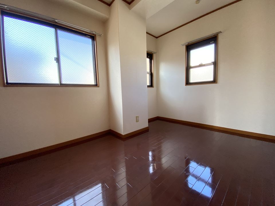 サンパレス新屋敷 その他