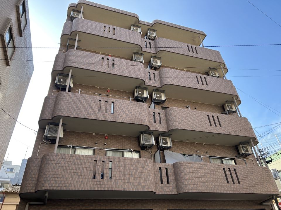 サンパレス新屋敷 外観