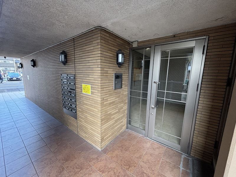 メルべーユ南林寺 エントランス