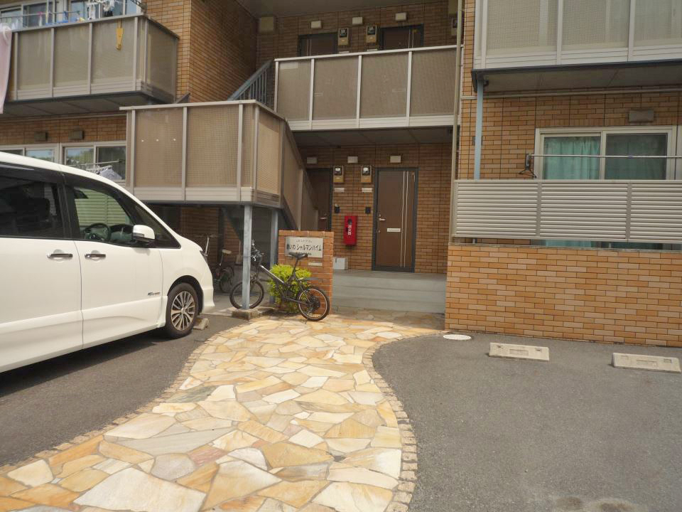 シャルマンハイム エントランス
