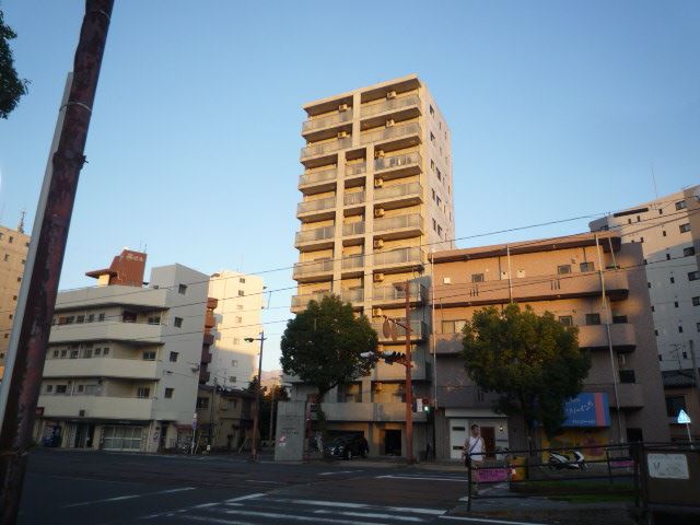 グランドゥール鴨池 外観