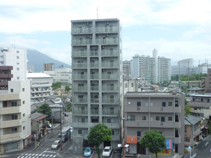 グランドゥール鴨池 外観