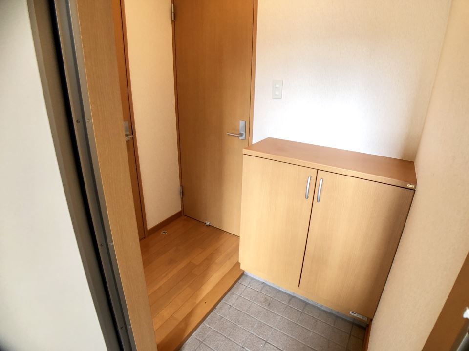 ＫＩＫＵＮＡＧＡ08’ 玄関