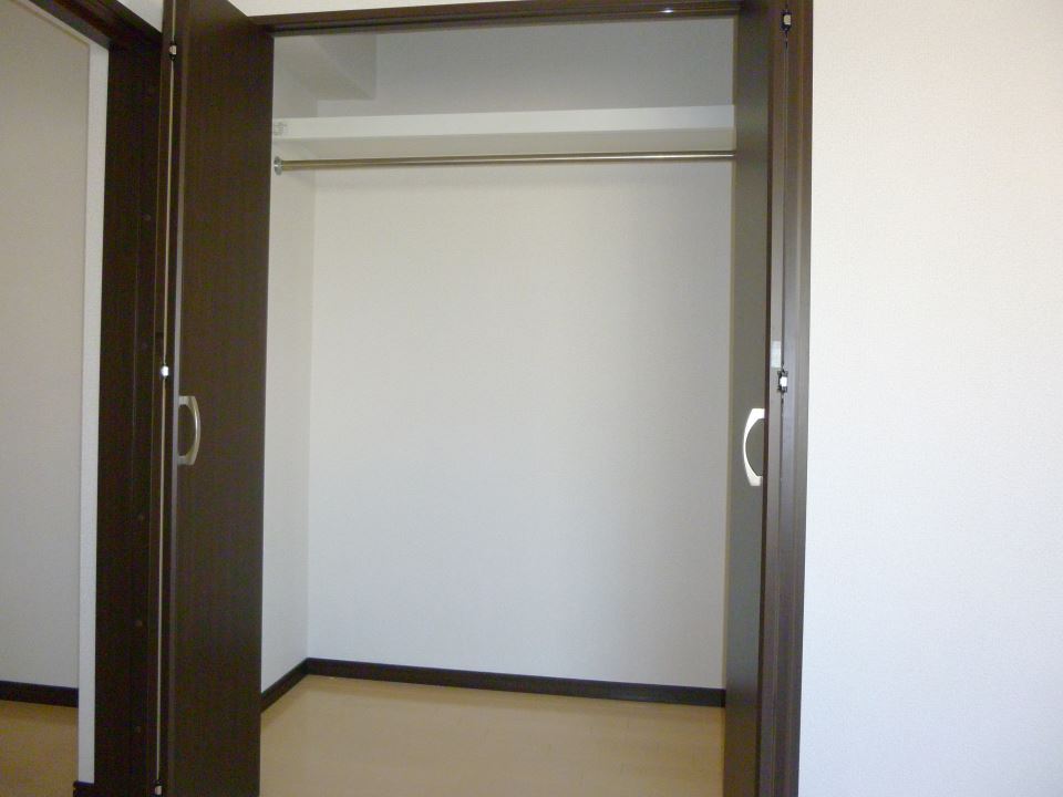 フォンス加治屋町 収納