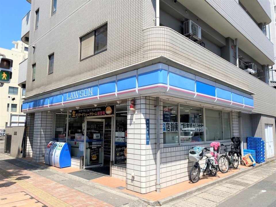 フォンス加治屋町 コンビニ