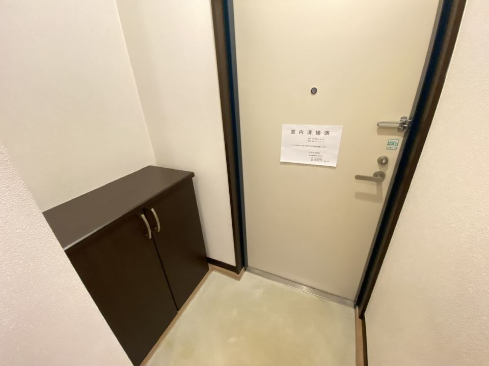 フォンス加治屋町 玄関