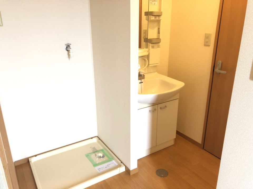クレールメゾン吉野Ｂ棟 洗面所