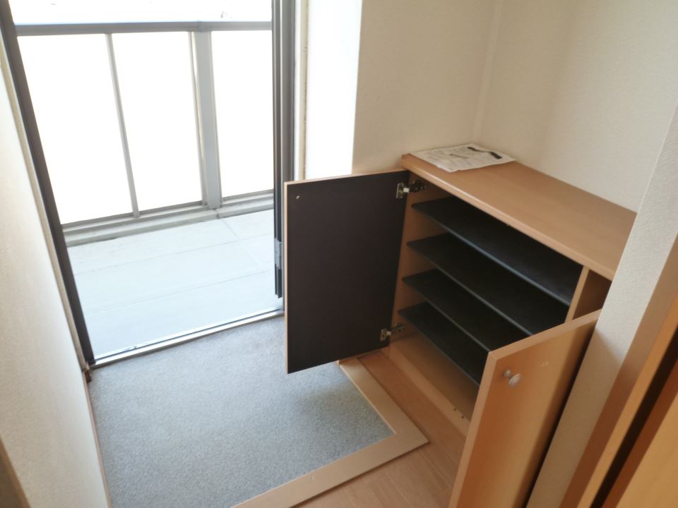クレールメゾン吉野Ｂ棟 玄関