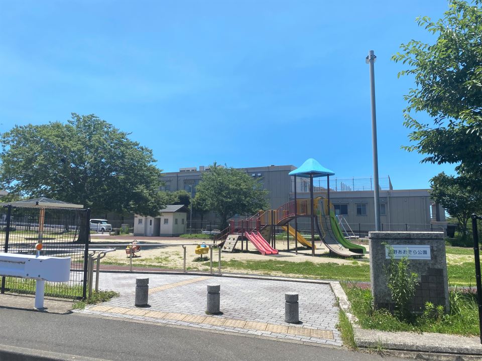 クレールメゾン吉野Ｂ棟 公園