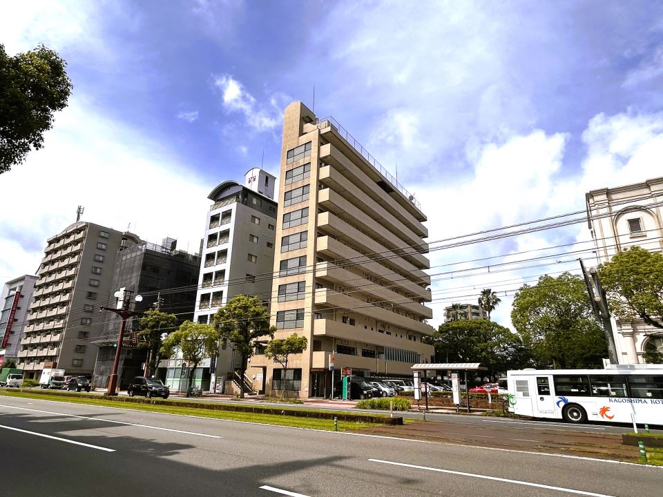 リバーレインアクア 外観