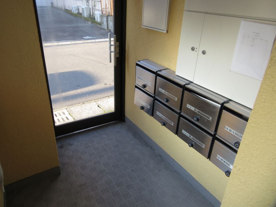 ＤＯＫＩＹＡ．ＢＬＤ エントランス