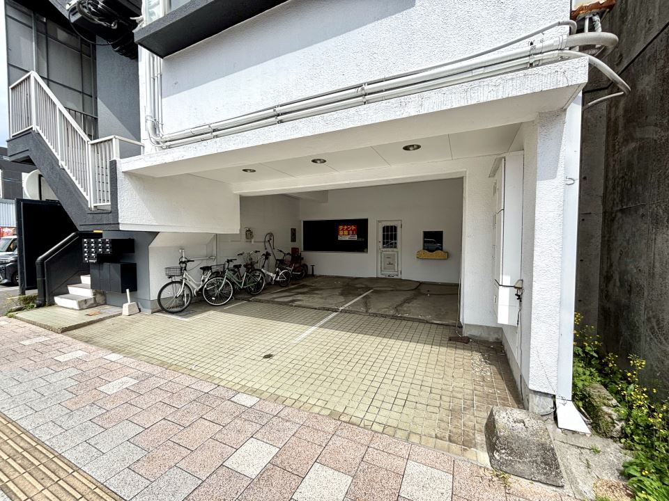 アルバローザ下伊敷 外観