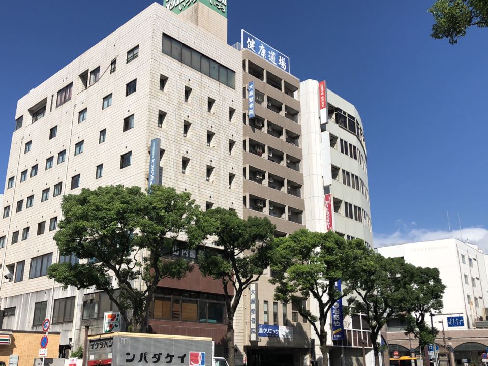 丸ビル（大黒町） 外観