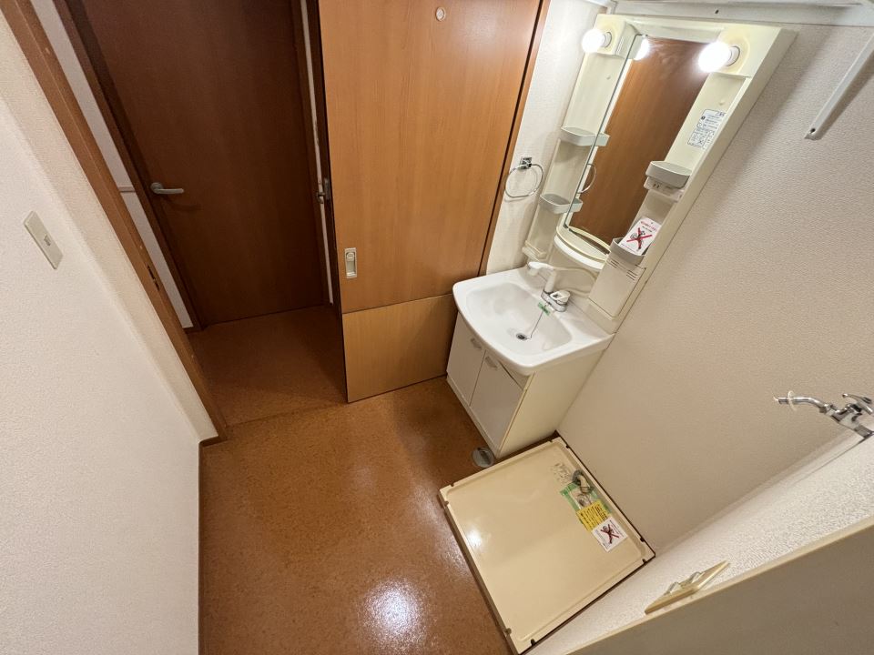 ブリックコート 洗面所