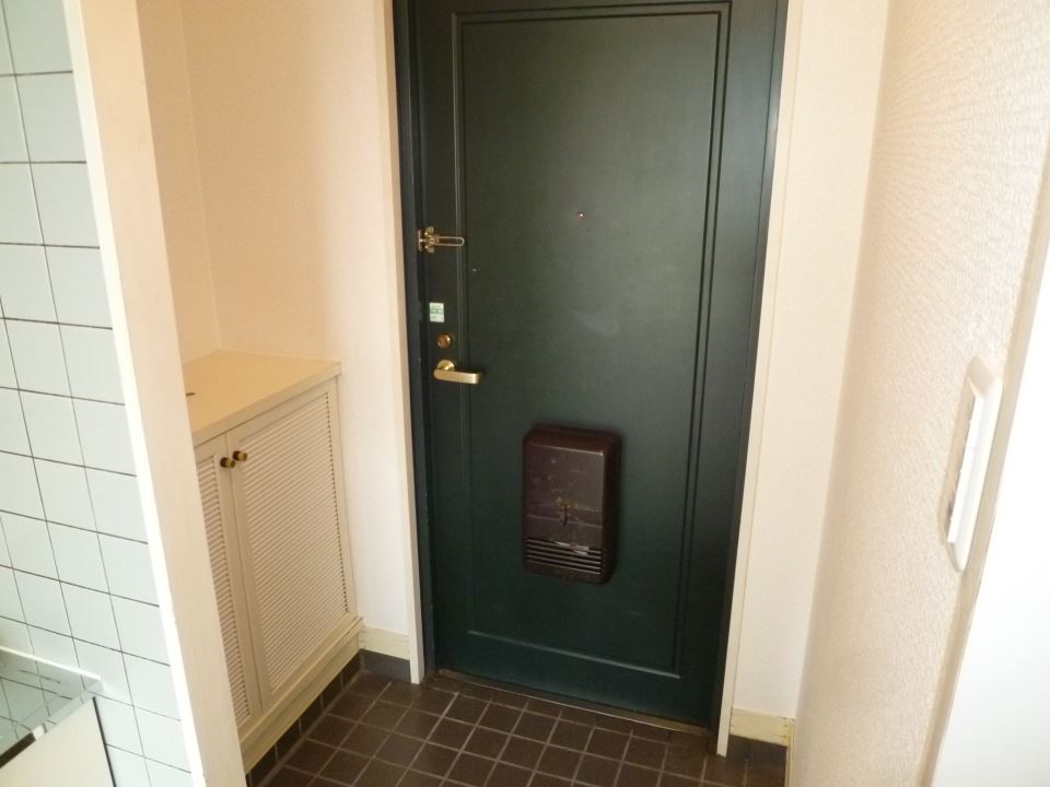 ＭＡＩＳＯＮ ＰＲＩＶＥ　前田 玄関