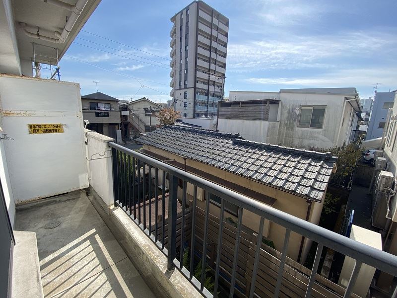 ＭＡＩＳＯＮ ＰＲＩＶＥ　前田 ベランダ