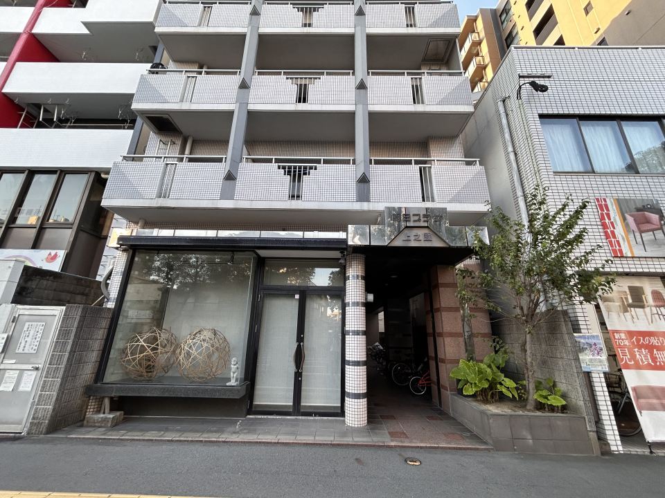 朝日プラザ上之園７０２号 外観