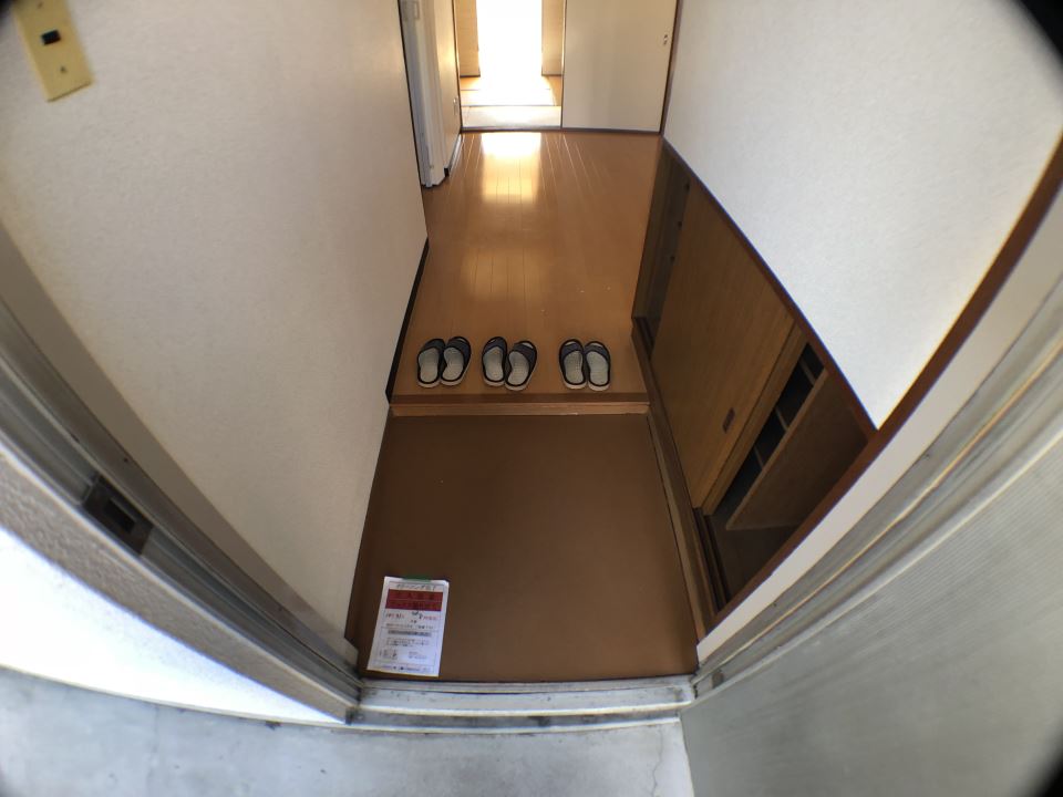岩崎ハイツ 玄関