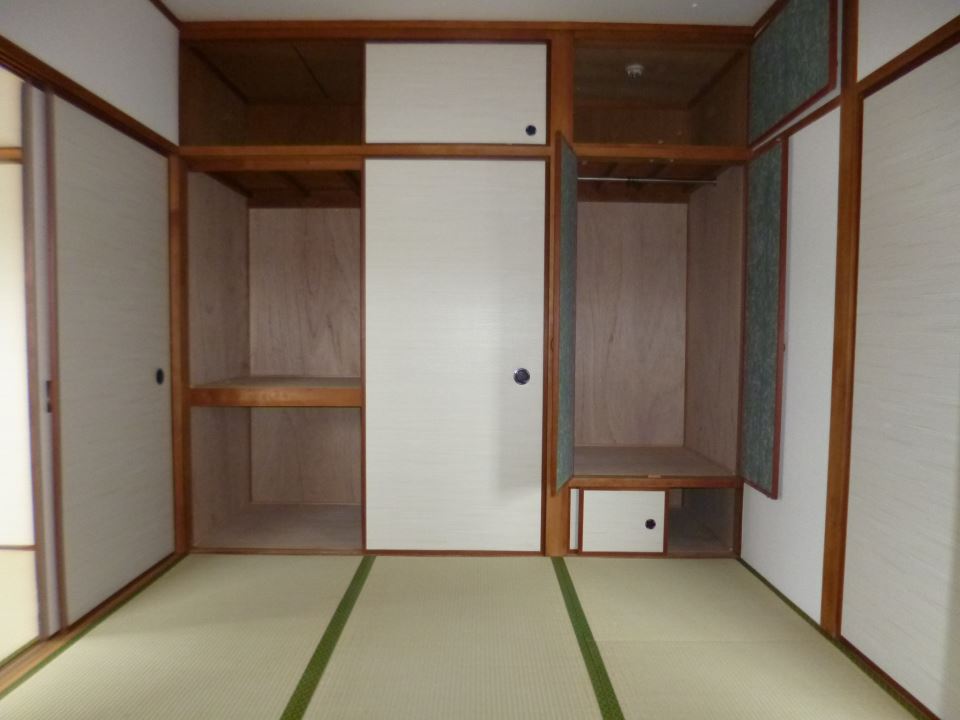 岩崎ハイツ 収納