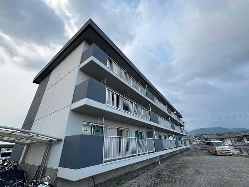 サルヴァトーレ吉野３号棟 ベランダ