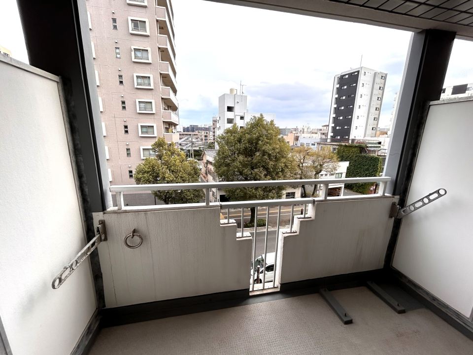 朝日プラザ上之園４０２号 ベランダ