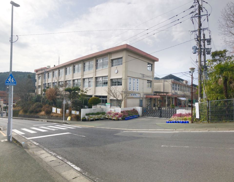 Ｍ＆Ｔ 小学校
