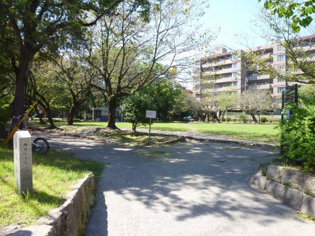 サーパス平田公園レジデンス５０２号 公園