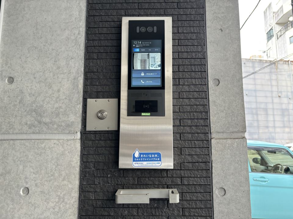 ＳＴＥＰ　ＯＮＥ エントランス
