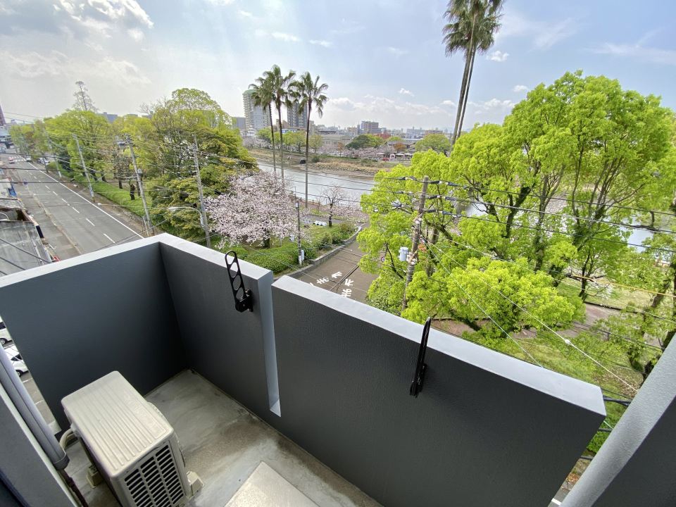 Ｐａｒｋ ｓｉｄｅ ｓｈｉｎｙａｓｈｉｋｉ ベランダ