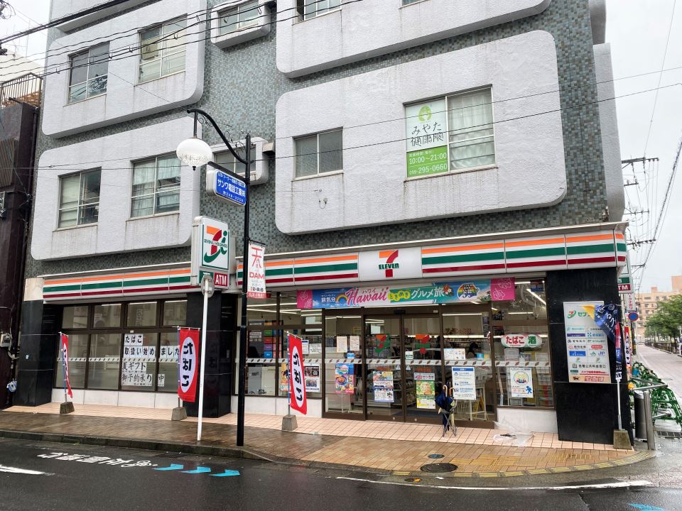 オーヴィジョン天文館センターテラス２０５号 コンビニ