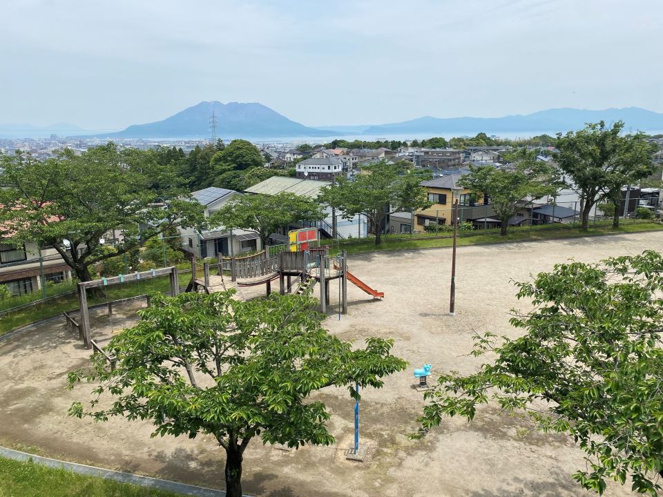 錦江台ハイツ 公園