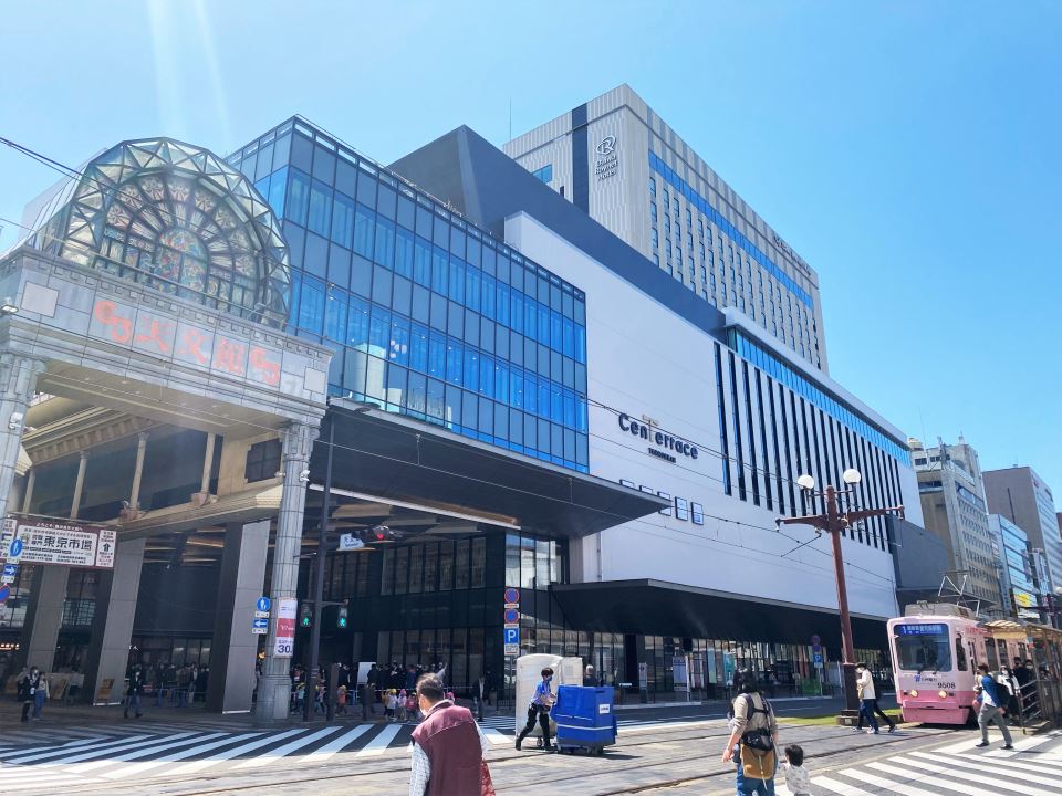 ＦＯＲＥＳＴ　ＨＩＬＬＳ ショッピング施設