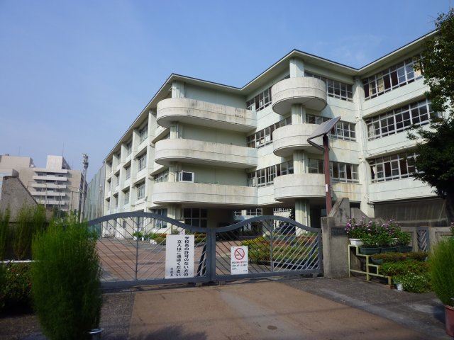 アリオンいづろ 中学校