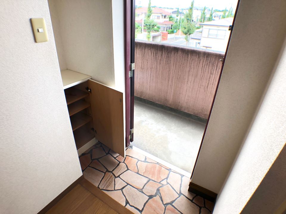 ＰＩＮＥ　ＢＬＤⅡ 玄関