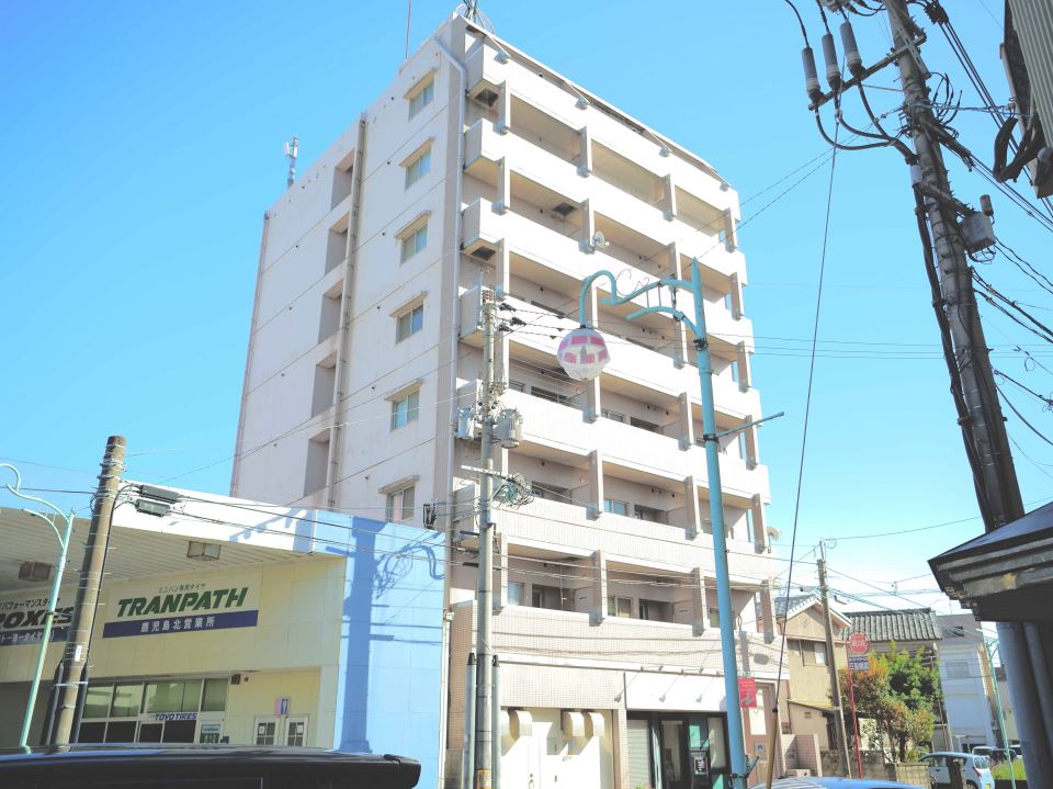 エミール上本町 エントランス