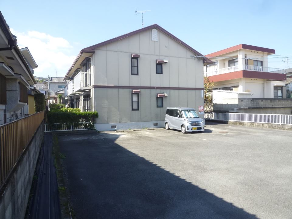 セジュール黎明Ａ棟 駐車場