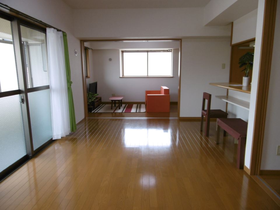 山吹壱番館 リビング