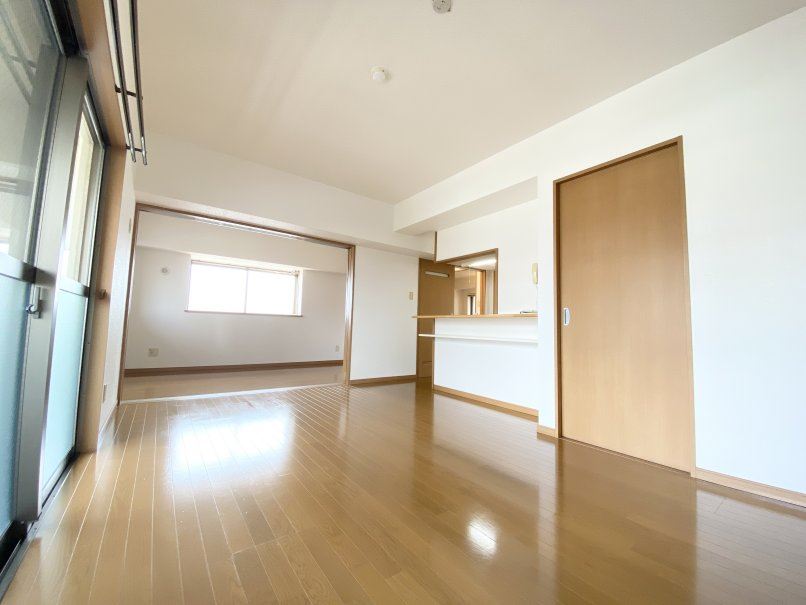 山吹壱番館 リビング
